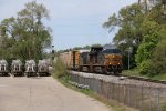 CSX 432 & 5359 roll off of Track 2 on the single main at Seymour with L303